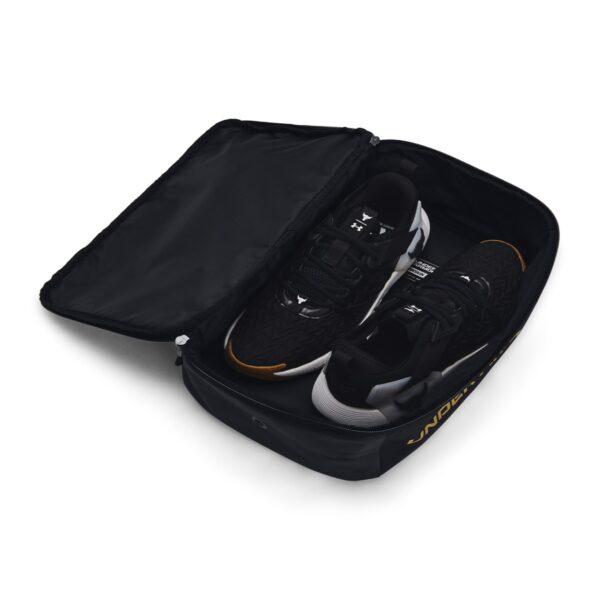 UA Contain Shoe Bag - Image 2